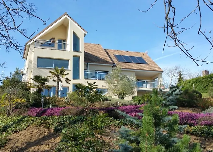Villa Les Agapanthes Avec Piscine Et Spa Chauffee Dans Votre Appartement