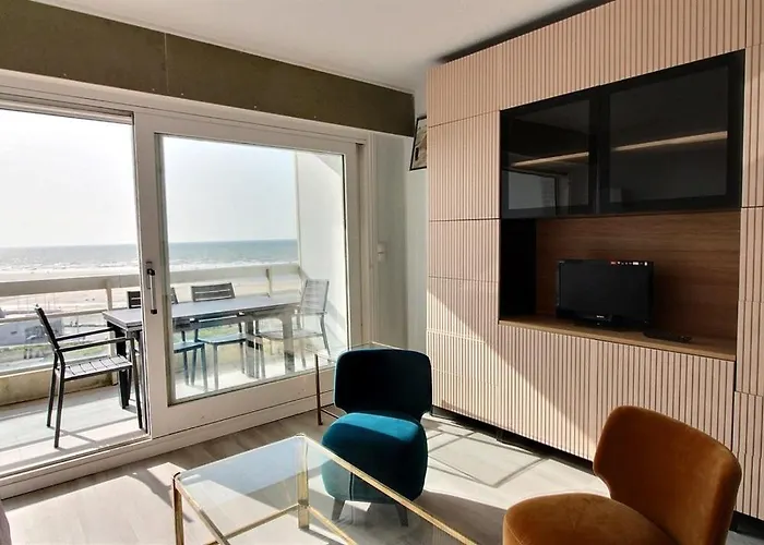 Annonce Professionnelle, Studio Avec Tres Belle Vue Mer, 3Eme Etage, Pour 4 Personnes Max